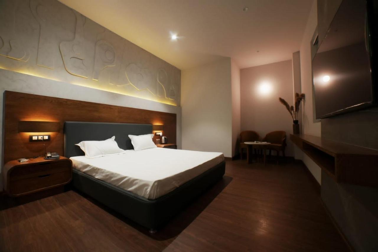 The Rohini Mansion A Unit Of The Monsoon & Pearl Palace Yamuna Nagar Exterior photo