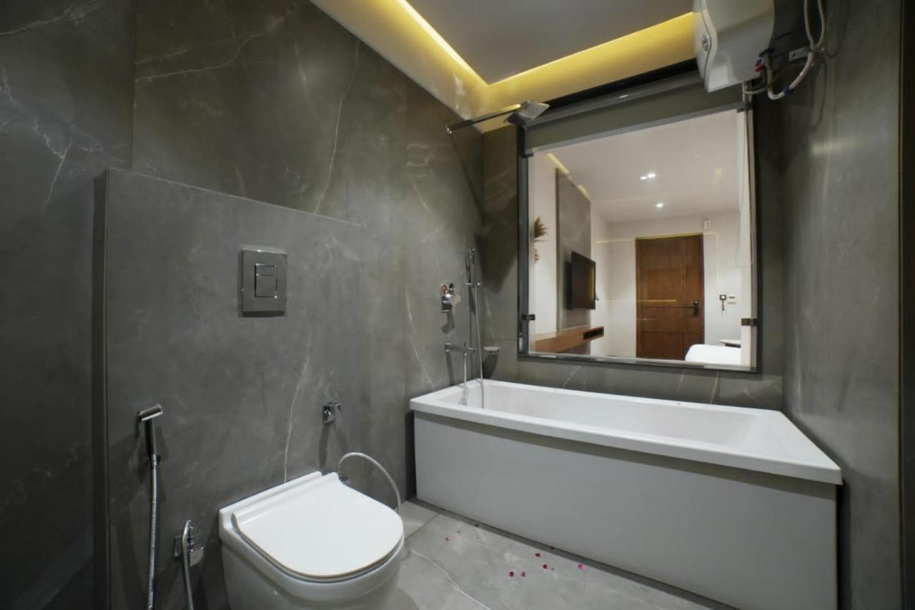 The Rohini Mansion A Unit Of The Monsoon & Pearl Palace Yamuna Nagar Exterior photo